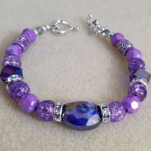 Purple glass beaded bracelet with earrings